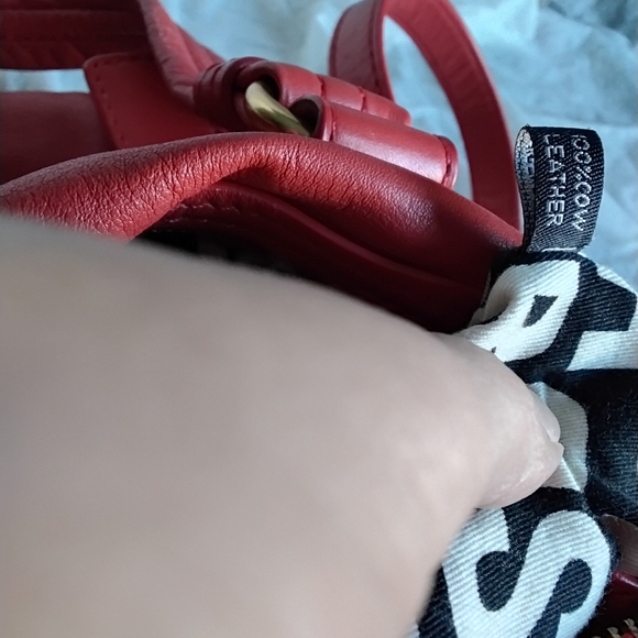 Marc by Marc Jacobs Leather Strawberry Totally Turnlock Satchel Crossbody - Picture 16 of 16